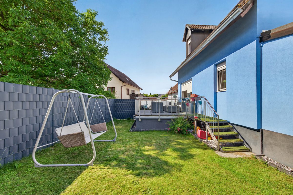 Immobilienangebot - Waldbronn / Busenbach - Wohnen & Anlage - Seltene Gelegenheit! Interessantes Einfamilienhaus mit Garten in Waldbronn