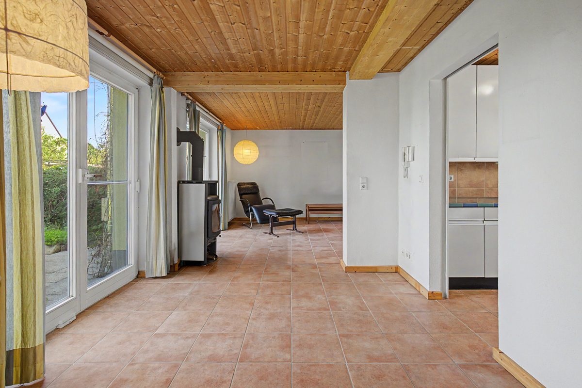 EG Esszimmer, Wohnzimmer Immobilienangebot - Stutensee / Spöck - Wohnen & Anlage - Besonderes Wohnerlebnis: Charmantes Split-Level-Haus in zweiter Reihe!