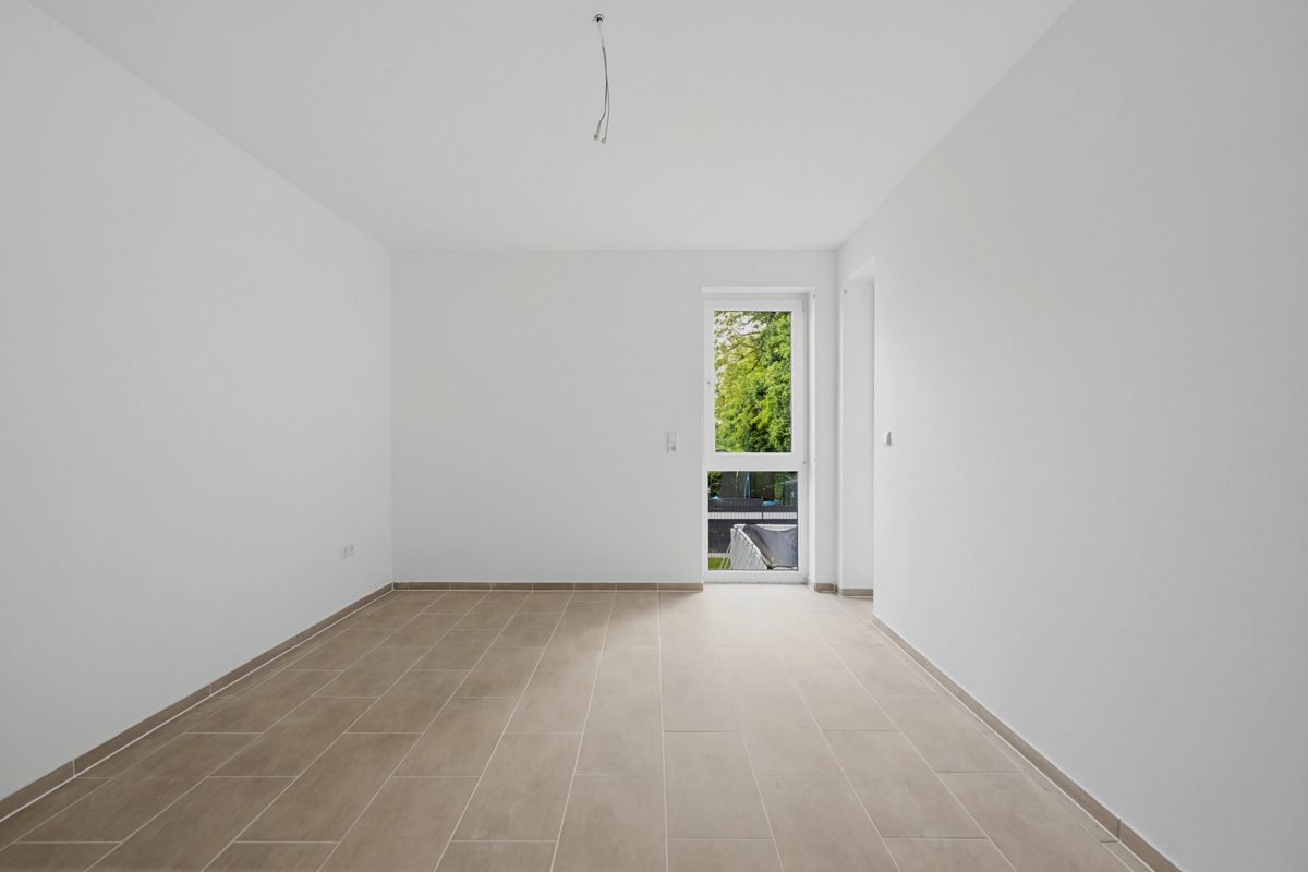 Zimmer 4 im OG Immobilienangebot - Karlsruhe / Knielingen - Wohnen & Anlage - Hell, modern, familienfreundlich – Doppelhaushälfte mit Wärmepumpe und Fußbodenheizung