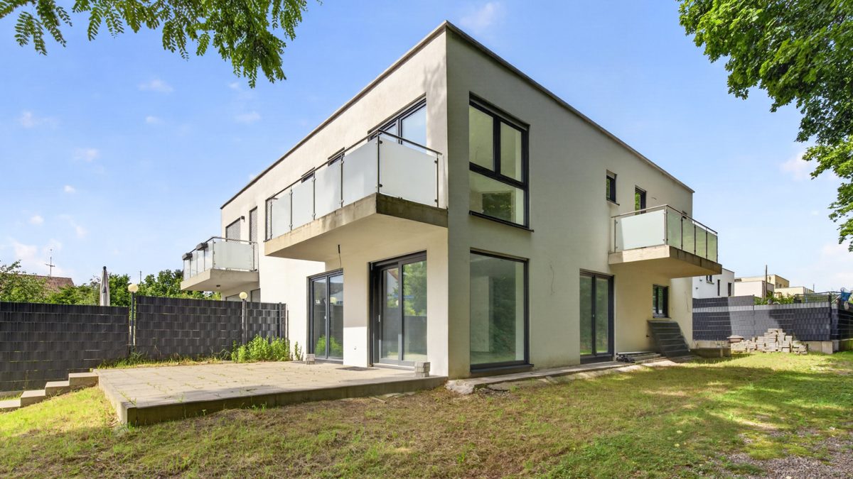 Immobilienangebot - Karlsruhe / Knielingen - Wohnen & Anlage - Hell, modern, familienfreundlich – Doppelhaushälfte mit Wärmepumpe und Fußbodenheizung