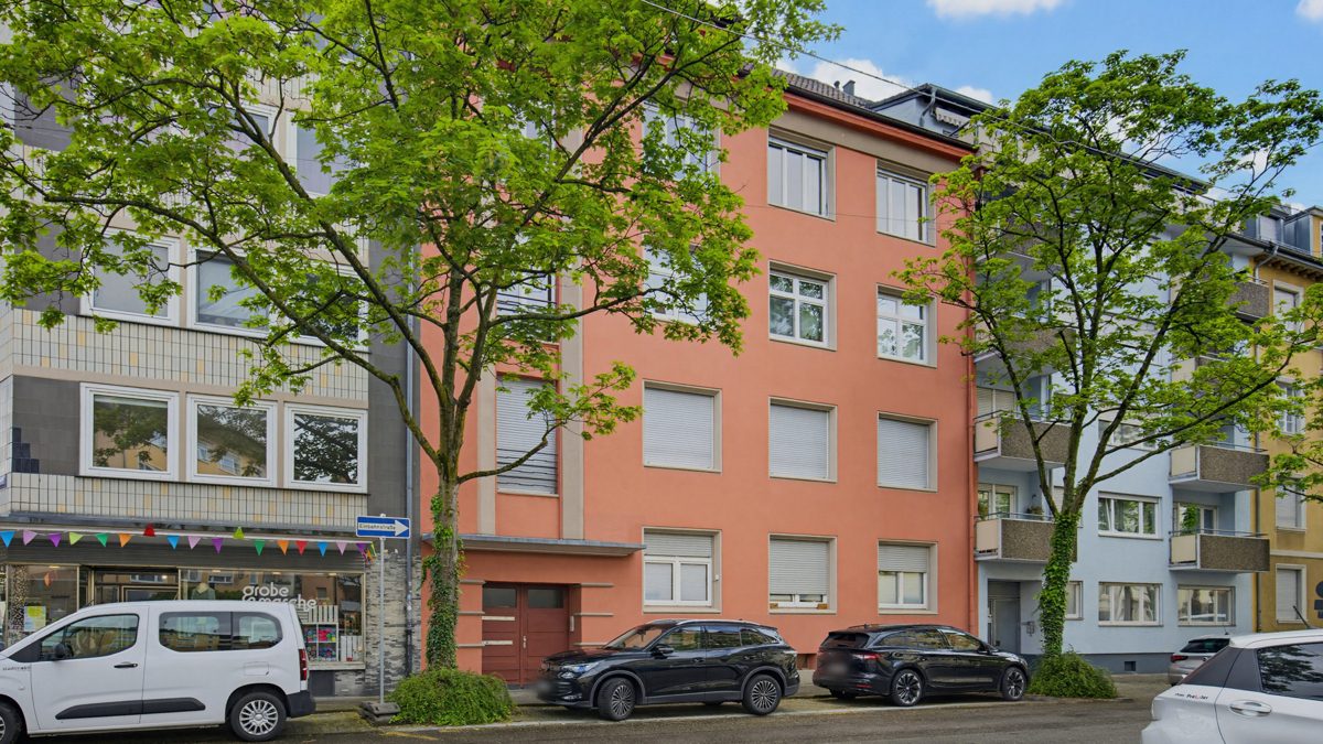 Immobilienangebot - Karlsruhe / Südweststadt - Wohnungen - Großzügige Stadtwohnung in Bestlage der Südweststadt mit Loggia & ausgebautem Spitzboden!