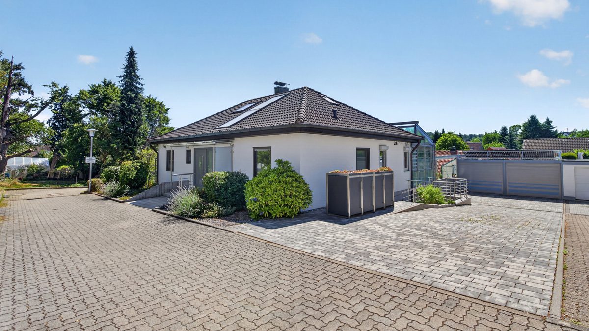 Immobilienangebot - Karlsruhe / Stupferich - Wohnen & Anlage - Mehr als ein Haus – Ein Zuhause mit Herz, Garten und vielen Möglichkeiten
