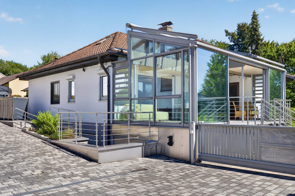 Stellplätze Immobilienangebot - Karlsruhe / Stupferich - Wohnen & Anlage - Mehr als ein Haus – Ein Zuhause mit Herz, Garten und vielen Möglichkeiten