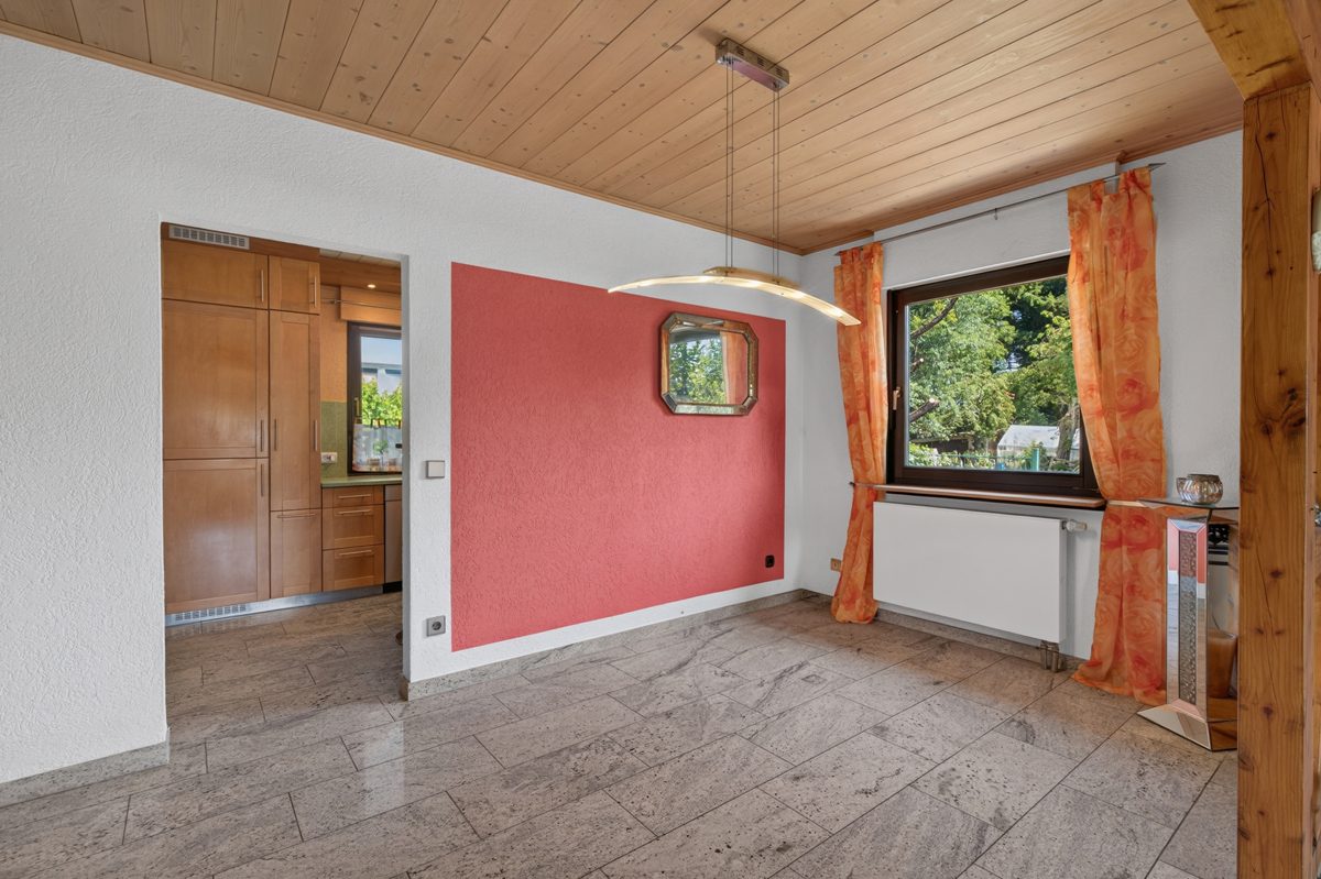 EG Essecke Immobilienangebot - Karlsruhe / Stupferich - Wohnen & Anlage - Mehr als ein Haus – Ein Zuhause mit Herz, Garten und vielen Möglichkeiten