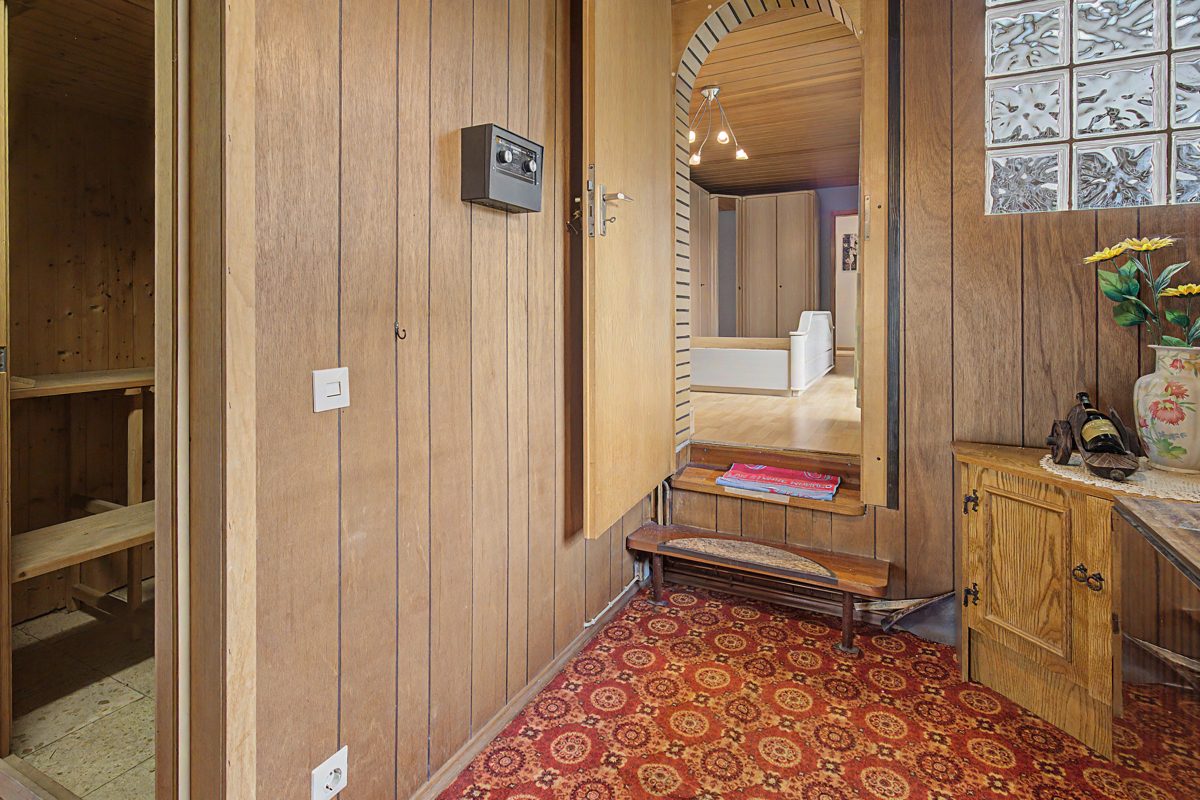 OG Durchgangzimmer Immobilienangebot - Waghäusel / Kirrlach - Wohnen & Anlage - Ein Anwesen mit Raum für Ideen – Einfamilienhaus mit Anbau, Nebengebäude und Garten in Waghäusel-Kirrlach