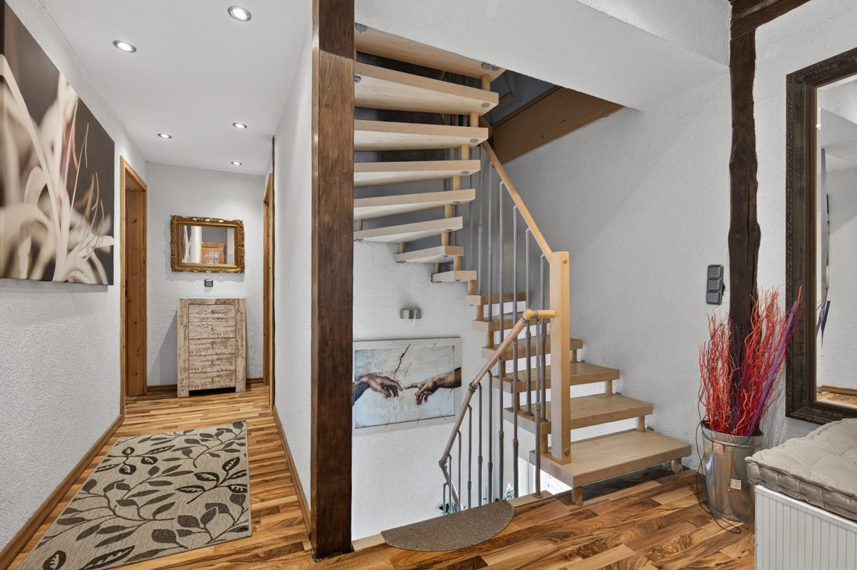 Immobilienangebot - Stutensee / Friedrichstal - Wohnen & Anlage - Charmantes Einfamilienhaus mit modernem Wohnkomfort und großem Grundstück!