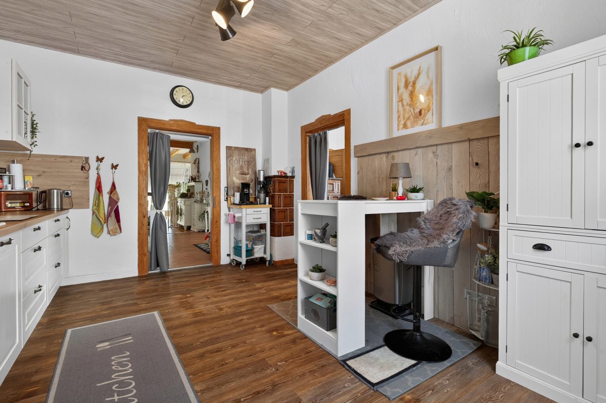 Immobilienangebot - Stutensee / Friedrichstal - Wohnen & Anlage - Charmantes Einfamilienhaus mit modernem Wohnkomfort und großem Grundstück!