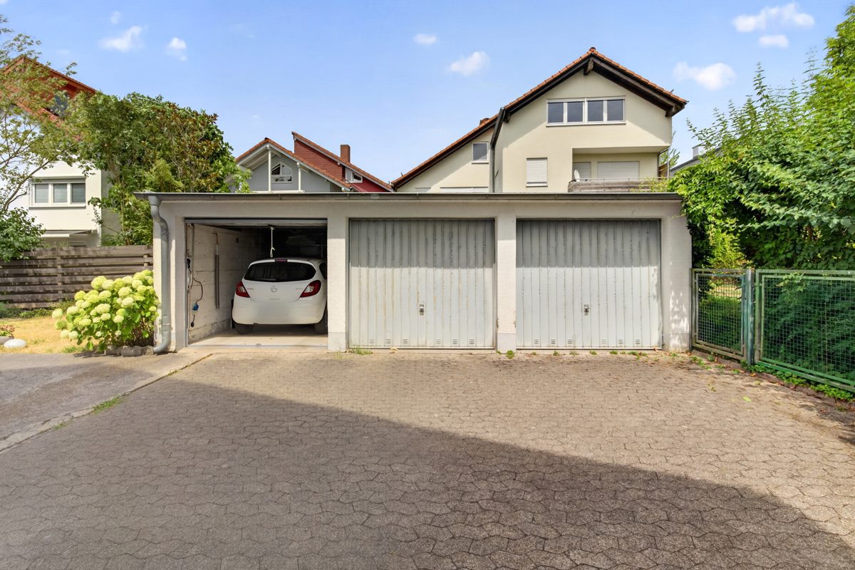 Immobilienangebot - Karlsruhe / Wolfartsweier - Wohnen & Anlage - Fünf Einheiten, verlässliche Mietverhältnisse und Potenzial für die Zukunft