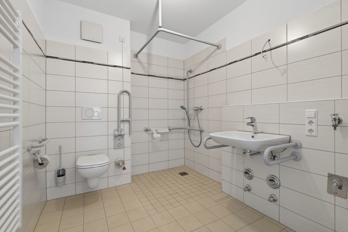 Immobilienangebot - Karlsruhe / Südweststadt - Wohnungen - Betreutes Wohnen in bester Lage - Moderne 2-Zimmer-Eigentumswohnung mit Loggia und TG-Stellplatz!