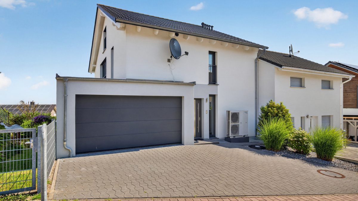 Immobilienangebot - Malsch / Waldprechtsweier - Wohnen & Anlage - Ein Zuhause, das Generationen verbindet – stilvoll, hochwertig und nahezu im Erstbezug