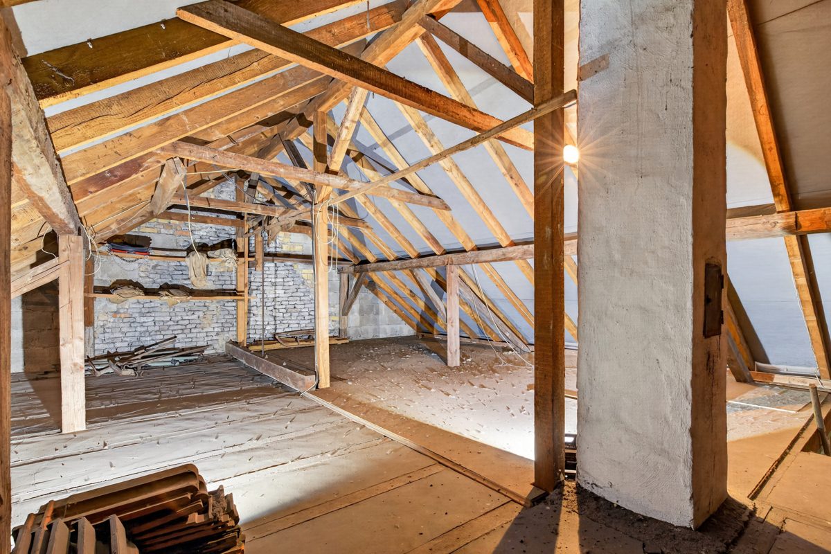 Immobilienangebot - Philippsburg - Wohnen & Anlage - Raum für Familie, Hobby und handwerkliche Projekte