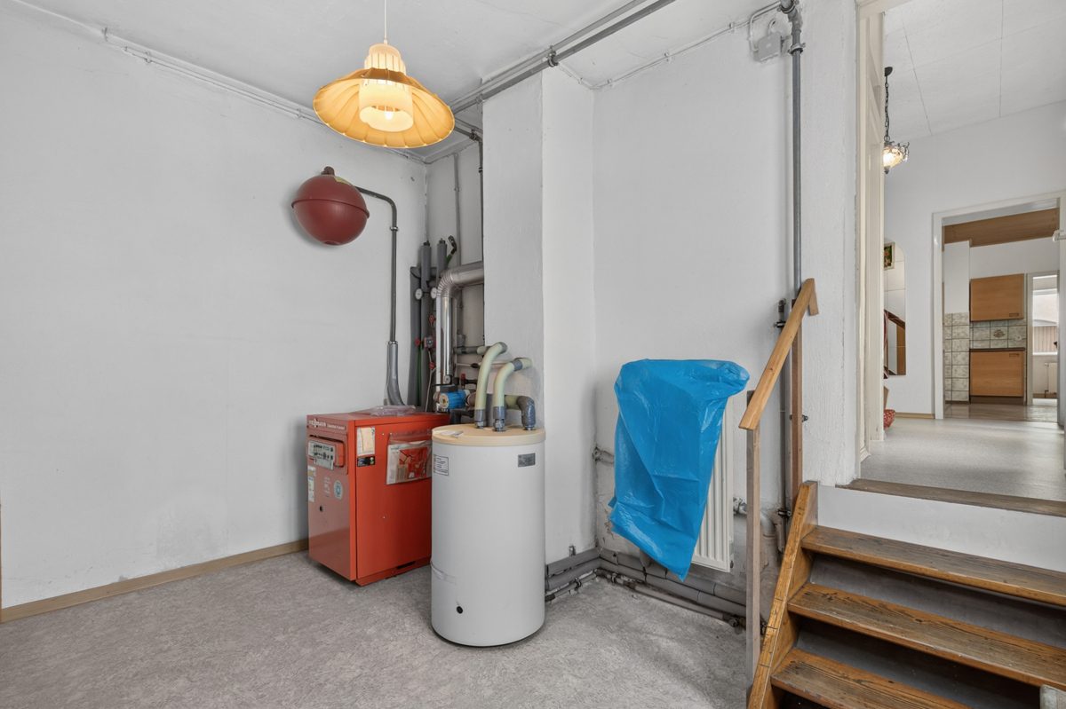 Immobilienangebot - Philippsburg - Wohnen & Anlage - Raum für Familie, Hobby und handwerkliche Projekte