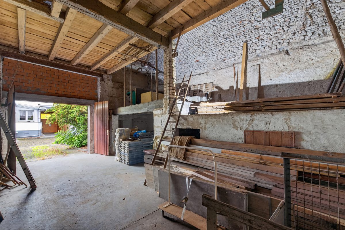 Immobilienangebot - Philippsburg - Wohnen & Anlage - Raum für Familie, Hobby und handwerkliche Projekte