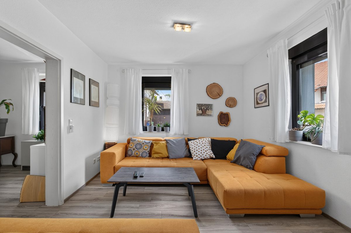 Immobilienangebot - Karlsbad / Mutschelbach - Wohnen & Anlage - Einziehen und wohlfühlen – Charmantes Einfamilienhaus mit Garage und Stellplatz
