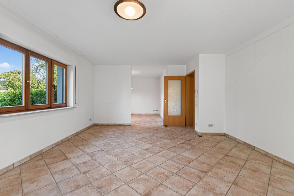 Immobilienangebot - Stutensee / Friedrichstal - Wohnen & Anlage - Einziehen und wohlfühlen - Freistehendes Einfamilienhaus mit Wärmepumpe!