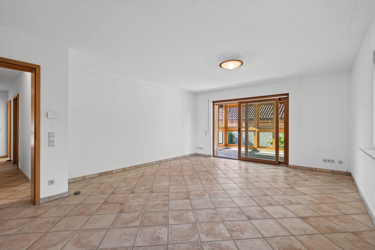 Immobilienangebot - Stutensee / Friedrichstal - Wohnen & Anlage - Einziehen und wohlfühlen - Freistehendes Einfamilienhaus mit Wärmepumpe!