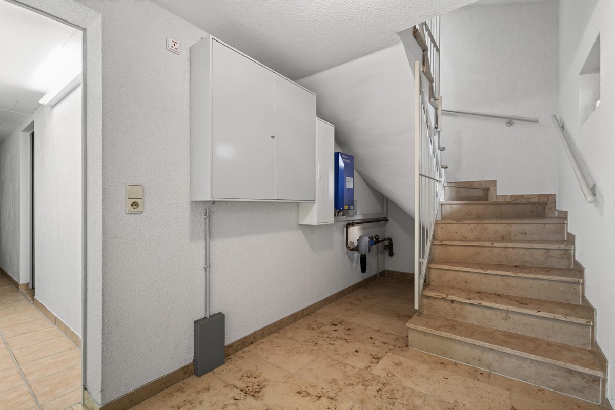 Immobilienangebot - Stutensee / Friedrichstal - Wohnen & Anlage - Einziehen und wohlfühlen - Freistehendes Einfamilienhaus mit Wärmepumpe!