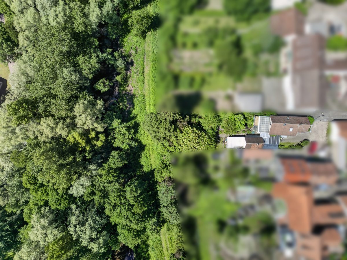 Luftaufnahm Immobilienangebot - Karlsruhe / Knielingen - Wohnen & Anlage - Sanierungsobjekt mit großem Grundstück und vielseitigen Nebengebäuden