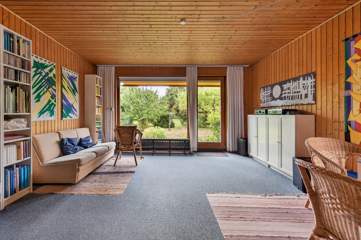 Wohnzimmer im Hinterhaus Immobilienangebot - Karlsruhe / Durlach-Aue - Wohnen & Anlage - Zwei Häuser auf einem Grundstück im Herzen von Aue – Sale & Lease Back