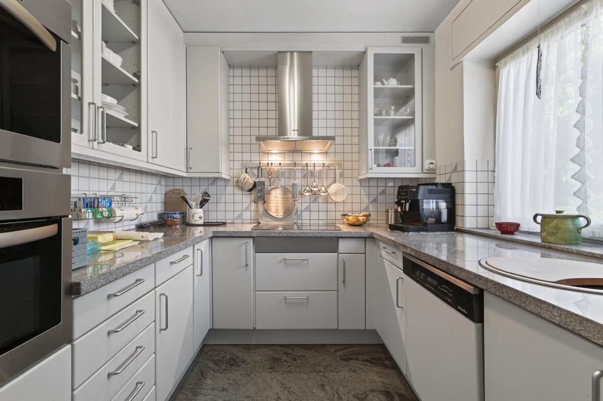 Küche im EG Immobilienangebot - Waldbronn / Busenbach - Wohnen & Anlage - Ein Zuhause mit Herz, Raum für die ganze Familie und vielen Möglichkeiten