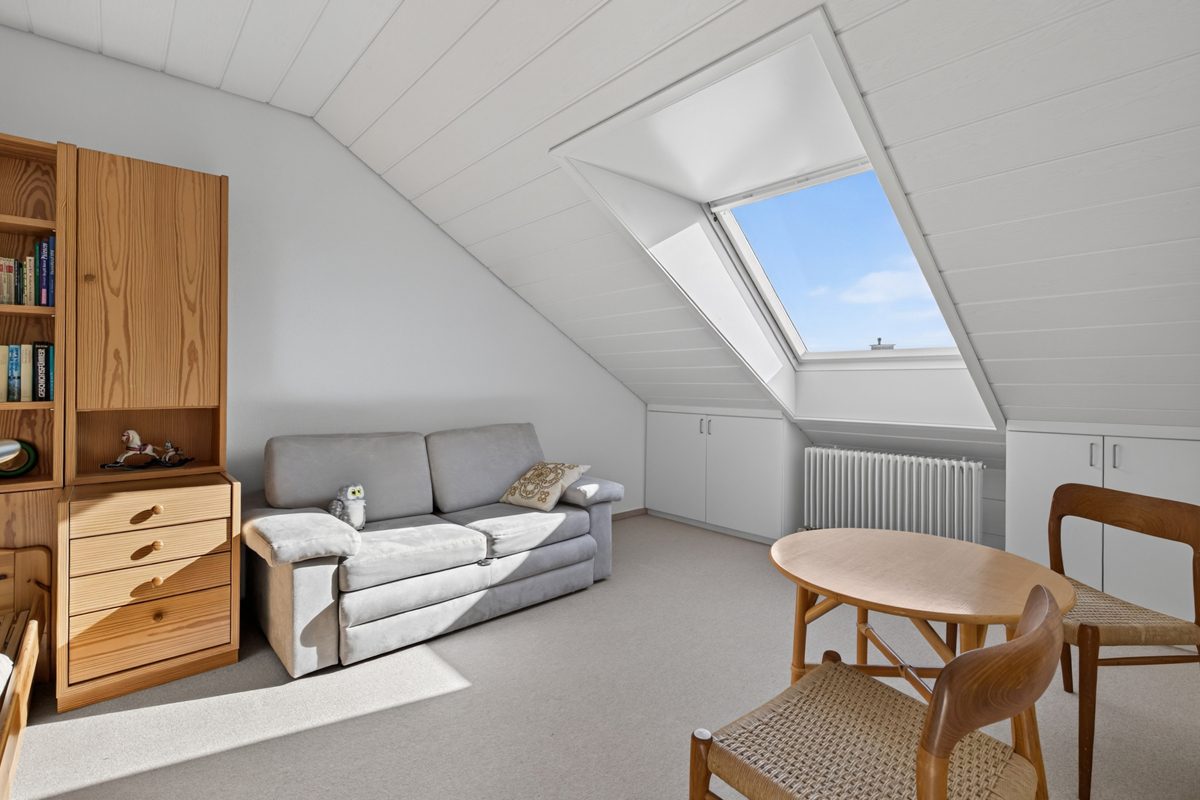 Gästezimmer im OG Immobilienangebot - Waldbronn / Busenbach - Wohnen & Anlage - Ein Zuhause mit Herz, Raum für die ganze Familie und vielen Möglichkeiten