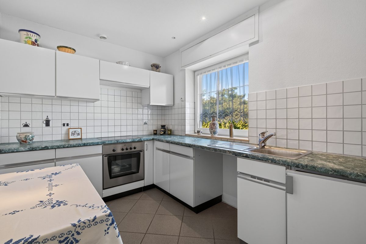 Küche im OG Immobilienangebot - Waldbronn / Busenbach - Wohnen & Anlage - Ein Zuhause mit Herz, Raum für die ganze Familie und vielen Möglichkeiten