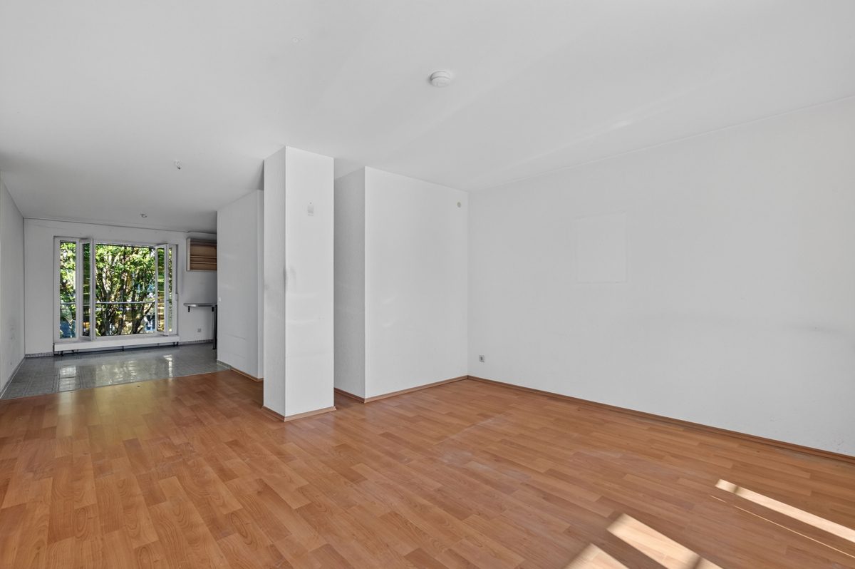 Immobilienangebot - Karlsruhe / Oberreut - Wohnungen - Großzügige 3,5-Zimmer-Wohnung mit ca. 94 m², zwei Balkonen und Garage