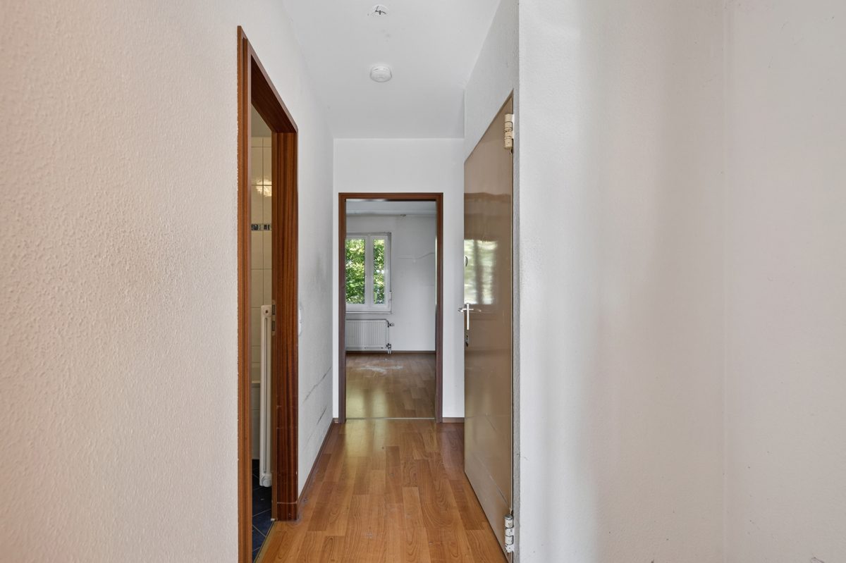 Immobilienangebot - Karlsruhe / Oberreut - Wohnungen - Großzügige 3,5-Zimmer-Wohnung mit ca. 94 m², zwei Balkonen und Garage
