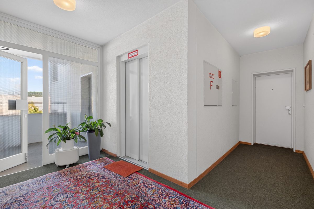 Immobilienangebot - Ettlingen - Wohnungen - 4-Zimmerwohnung als Sanierungsprojekt – viel Raum für Ihre Ideen