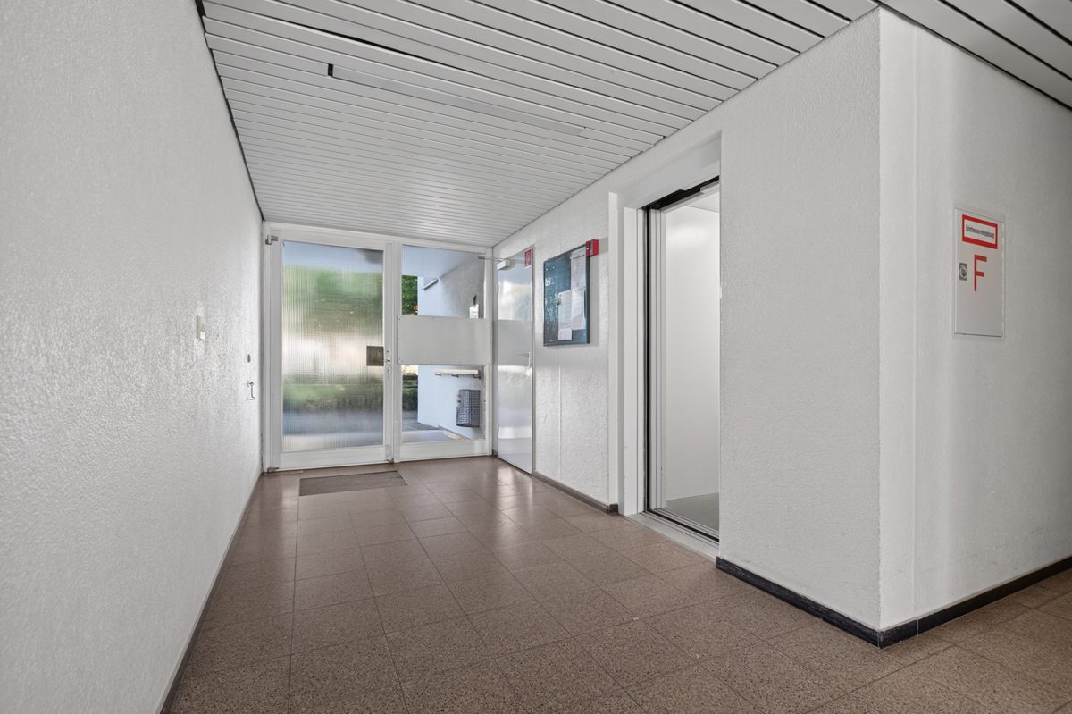 Immobilienangebot - Ettlingen - Wohnungen - 4-Zimmerwohnung als Sanierungsprojekt – viel Raum für Ihre Ideen