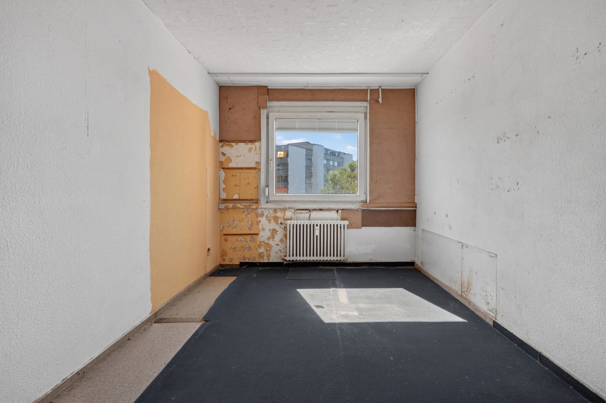 Immobilienangebot - Ettlingen - Wohnungen - 4-Zimmerwohnung als Sanierungsprojekt – viel Raum für Ihre Ideen