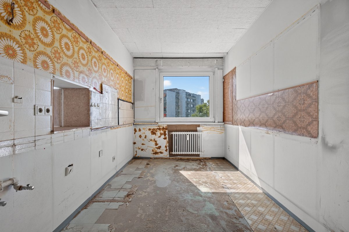 Immobilienangebot - Ettlingen - Wohnungen - 4-Zimmerwohnung als Sanierungsprojekt – viel Raum für Ihre Ideen