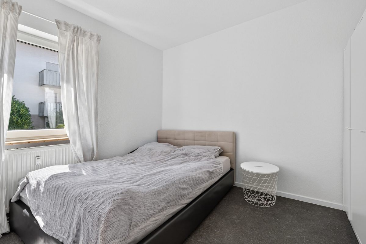 Schlafzimmer Immobilienangebot - Pfinztal / Wöschbach - Wohnungen - Attraktive Kapitalanlage: 2- Zimmer-Wohnung mit Balkon und Stellplatz