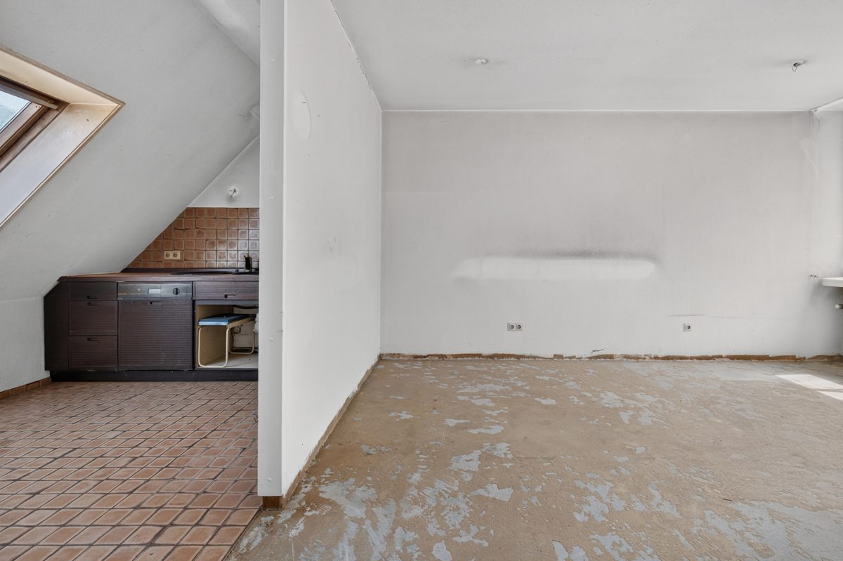 Küche und Wohnen Immobilienangebot - Karlsruhe - Wohnungen - Maisonette mit Potenzial: 3 Zimmer-Wohnung auf zwei Ebenen in zentraler Lage von Karlsruhe!
