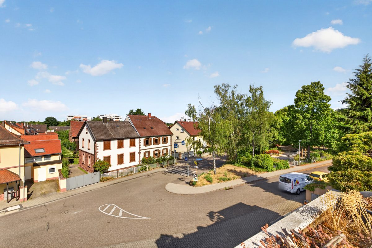Immobilienangebot - Karlsruhe / Grötzingen - Wohnungen - Wohnen mit Ausblick! Interessante 3-Zimmer-Wohnung mit großer Terrasse
