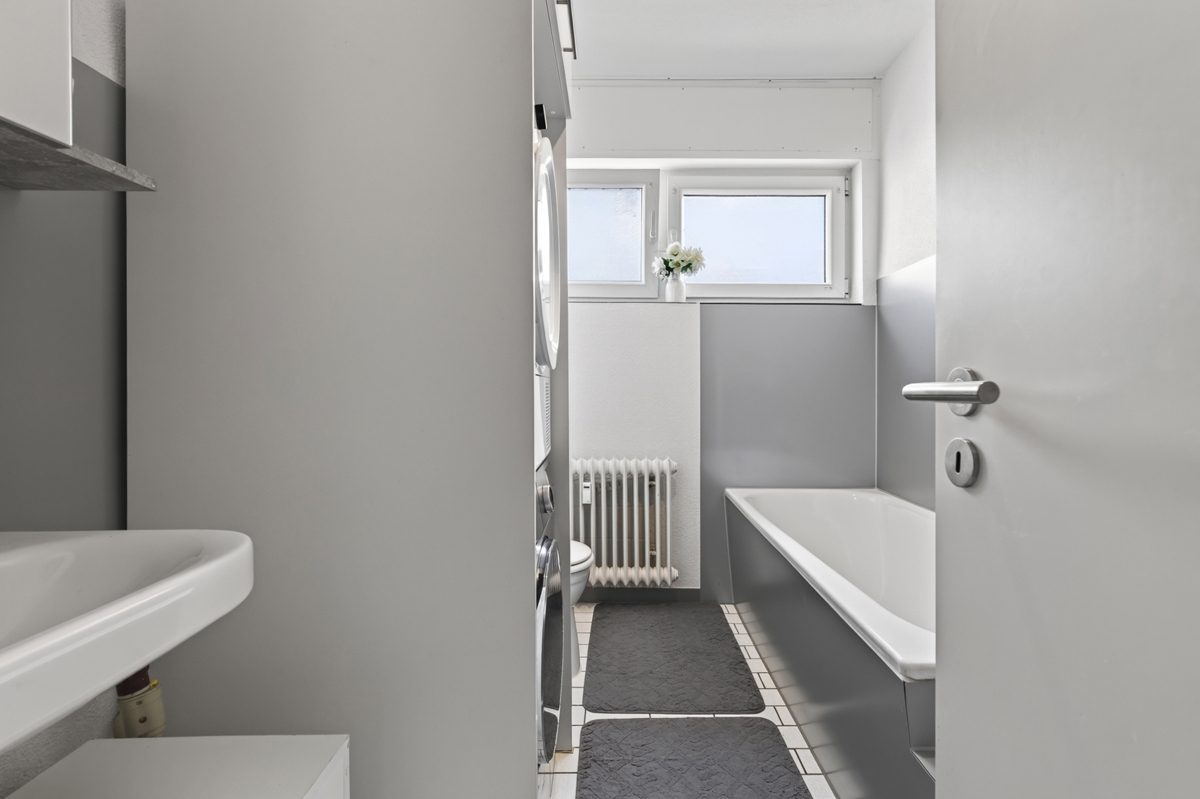 Immobilienangebot - Malsch - Wohnen & Anlage - Mehrfamilienhaus mit 8 Wohneinheiten – provisionsfreies Investment mit Entwicklungsperspektive