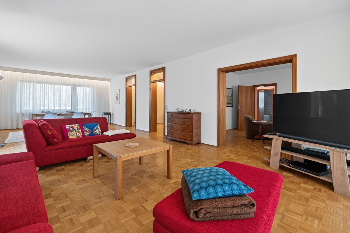 Immobilienangebot - Ettlingen / Ettlingenweier - Wohnen & Anlage - Wohnen in Bestlage: Exklusives Mehrfamilienhaus mit viel Freiraum