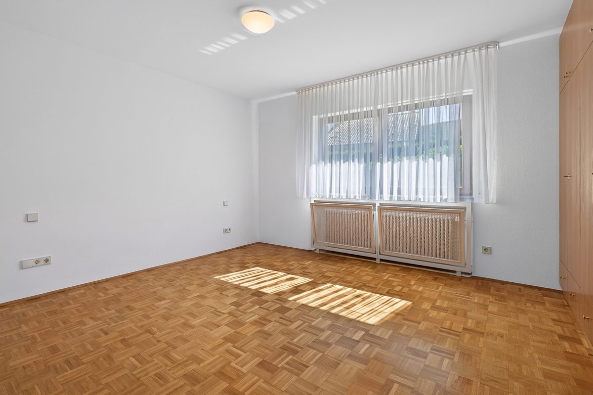 Immobilienangebot - Ettlingen / Ettlingenweier - Wohnen & Anlage - Wohnen in Bestlage: Exklusives Mehrfamilienhaus mit viel Freiraum
