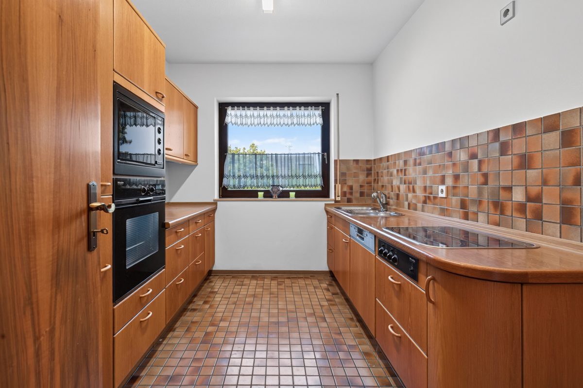 Immobilienangebot - Ettlingen / Ettlingenweier - Wohnen & Anlage - Wohnen in Bestlage: Exklusives Mehrfamilienhaus mit viel Freiraum