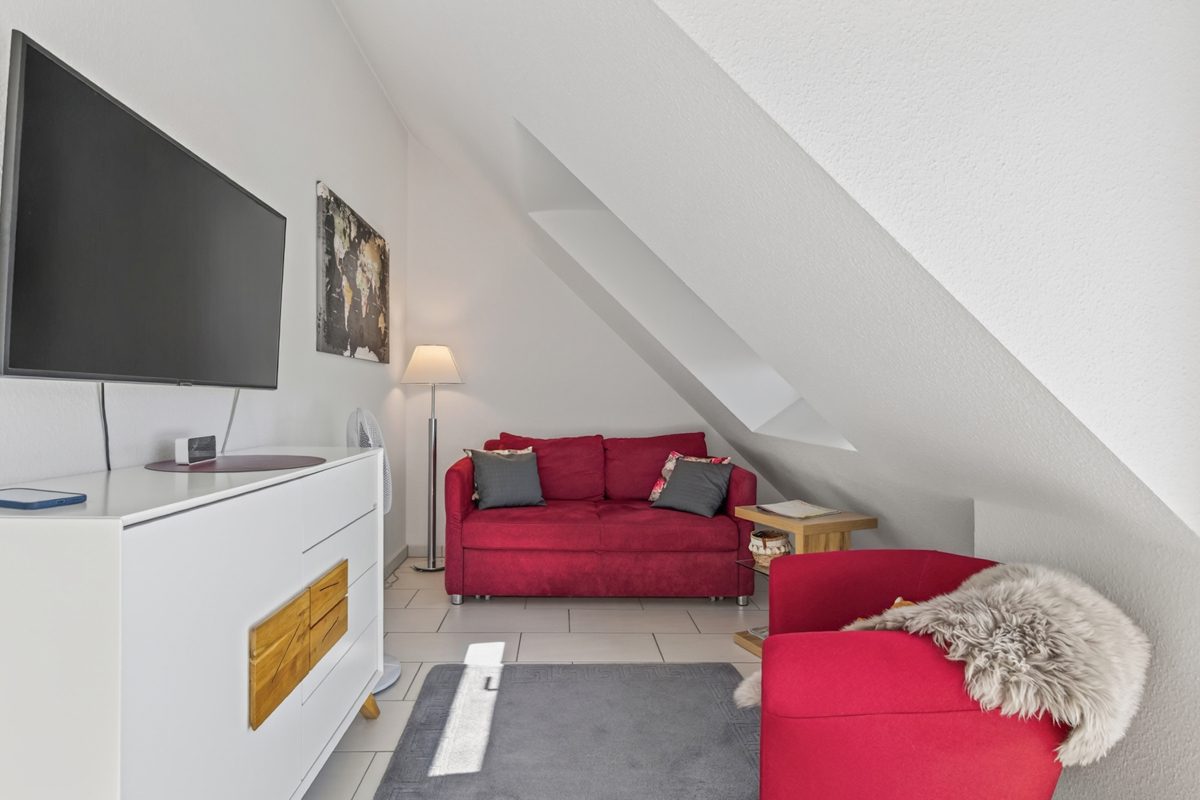 Immobilienangebot - Ettlingen / Bruchhausen - Wohnungen - Seltene Gelegenheit! Neuwertige 3-Zimmer-Wohnung mit toller Dachterrasse