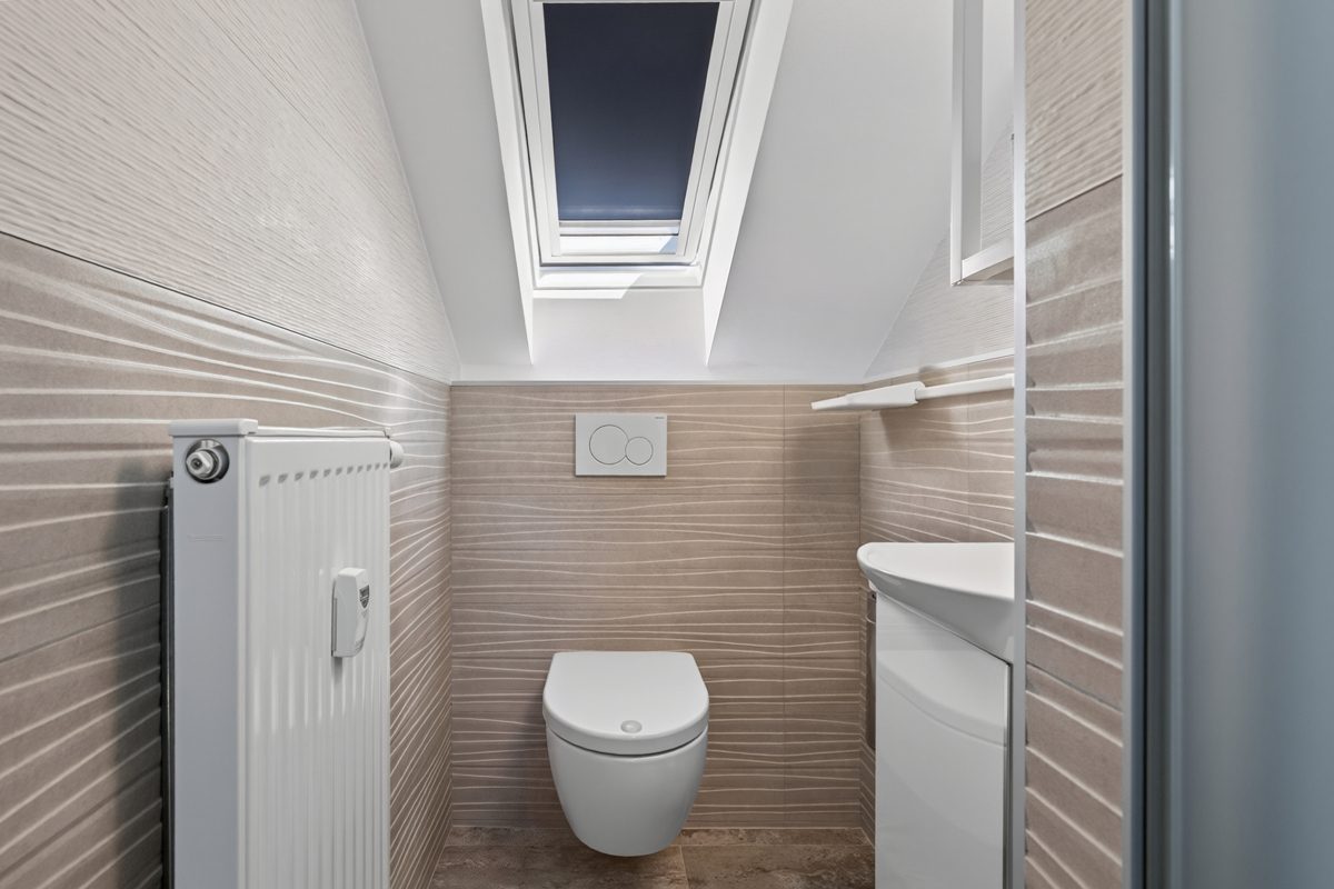 WC Immobilienangebot - Stutensee / Staffort - Wohnungen - Attraktive 3-Zimmer-Wohnung nach Sanierung - selbst einziehen oder clever investieren!