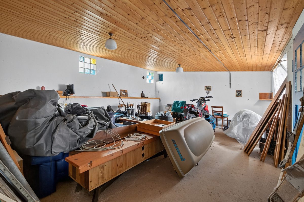Immobilienangebot - Dettenheim / Liedolsheim - Wohnen & Anlage - Wohnen, Vermieten, Weiterentwickeln - Zweifamilienhaus mit geschütztem Innenhof und Nebengebäuden