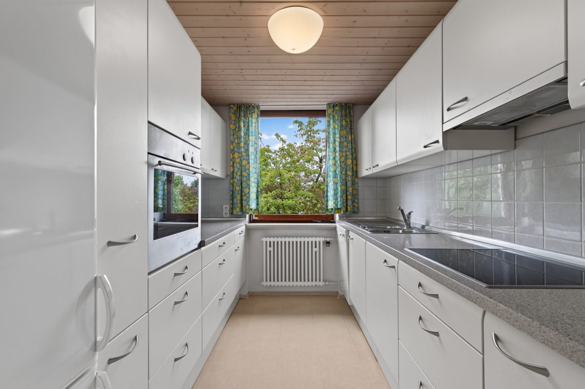 OG Küche Immobilienangebot - Karlsruhe / Waldstadt - Wohnen & Anlage - Wohnen, Vermieten, Kombinieren: Vielseitiges Mehrfamilienhaus auf großzügigem Grundstück!