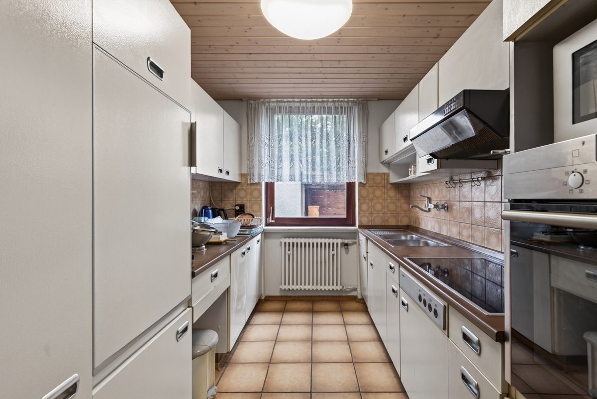 EG Küche Immobilienangebot - Karlsruhe / Waldstadt - Wohnen & Anlage - Wohnen, Vermieten, Kombinieren: Vielseitiges Mehrfamilienhaus auf großzügigem Grundstück!
