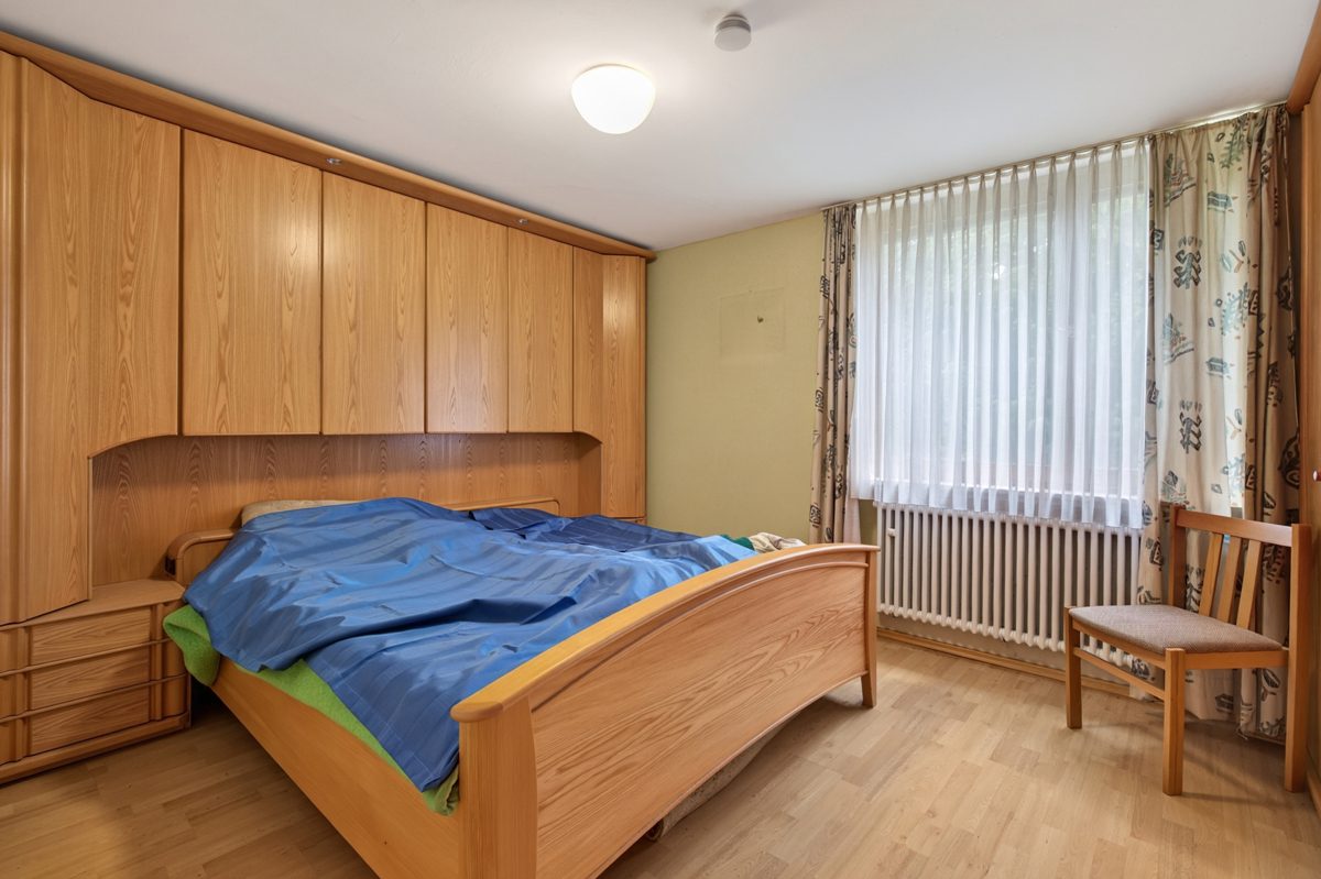 EG Schlafzimmer Immobilienangebot - Karlsruhe / Waldstadt - Wohnen & Anlage - Wohnen, Vermieten, Kombinieren: Vielseitiges Mehrfamilienhaus auf großzügigem Grundstück!