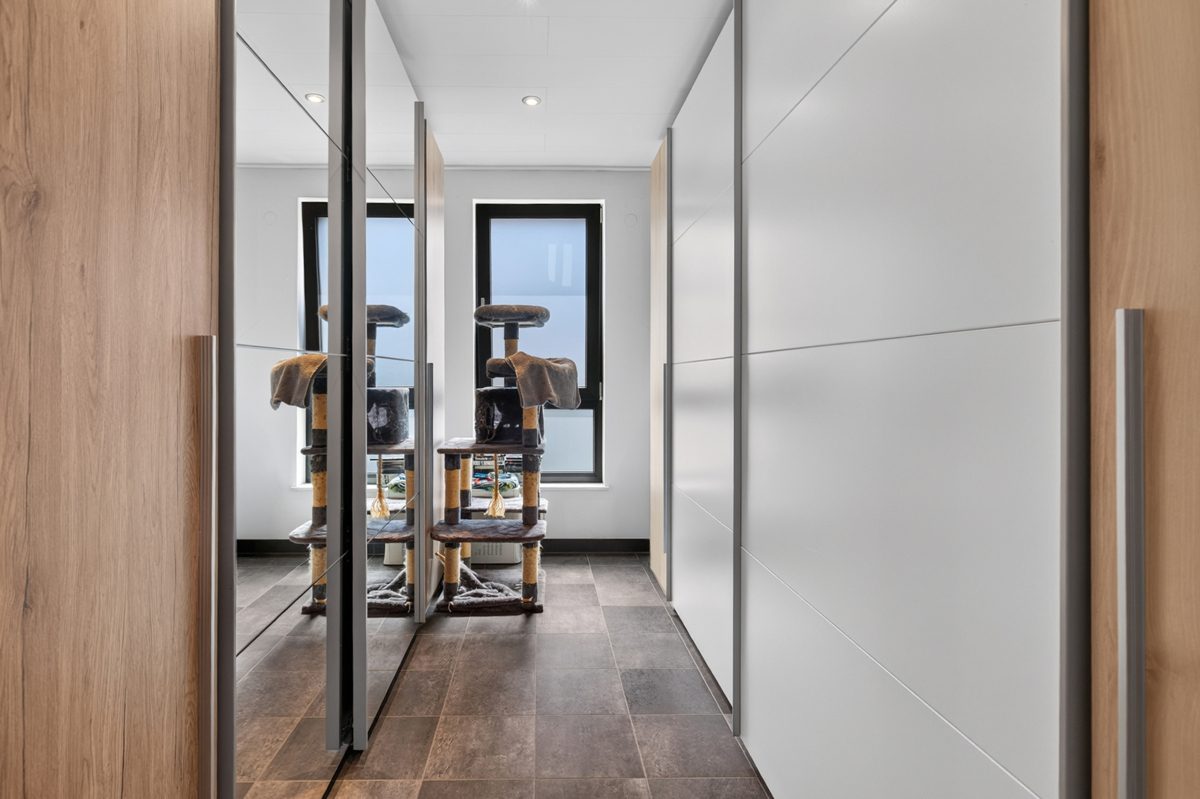 Ankleidezimmer 2. OG Immobilienangebot - Pfinztal / Söllingen - Wohnen & Anlage - Modern. Großzügig. Vielseitig. - Attraktives Einfamilienhaus mit großem Garten und Ausbaupotenzial!