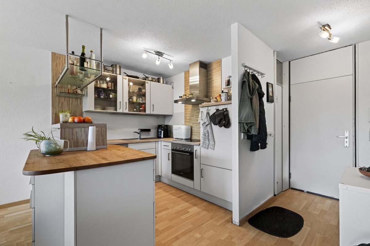Immobilienangebot - Karlsruhe / Rüppurr - Wohnungen - Helle 3-Zimmer-Maisonette mit zwei Balkonen und Tiefgaragenstellplatz - vermietet und provisionsfrei