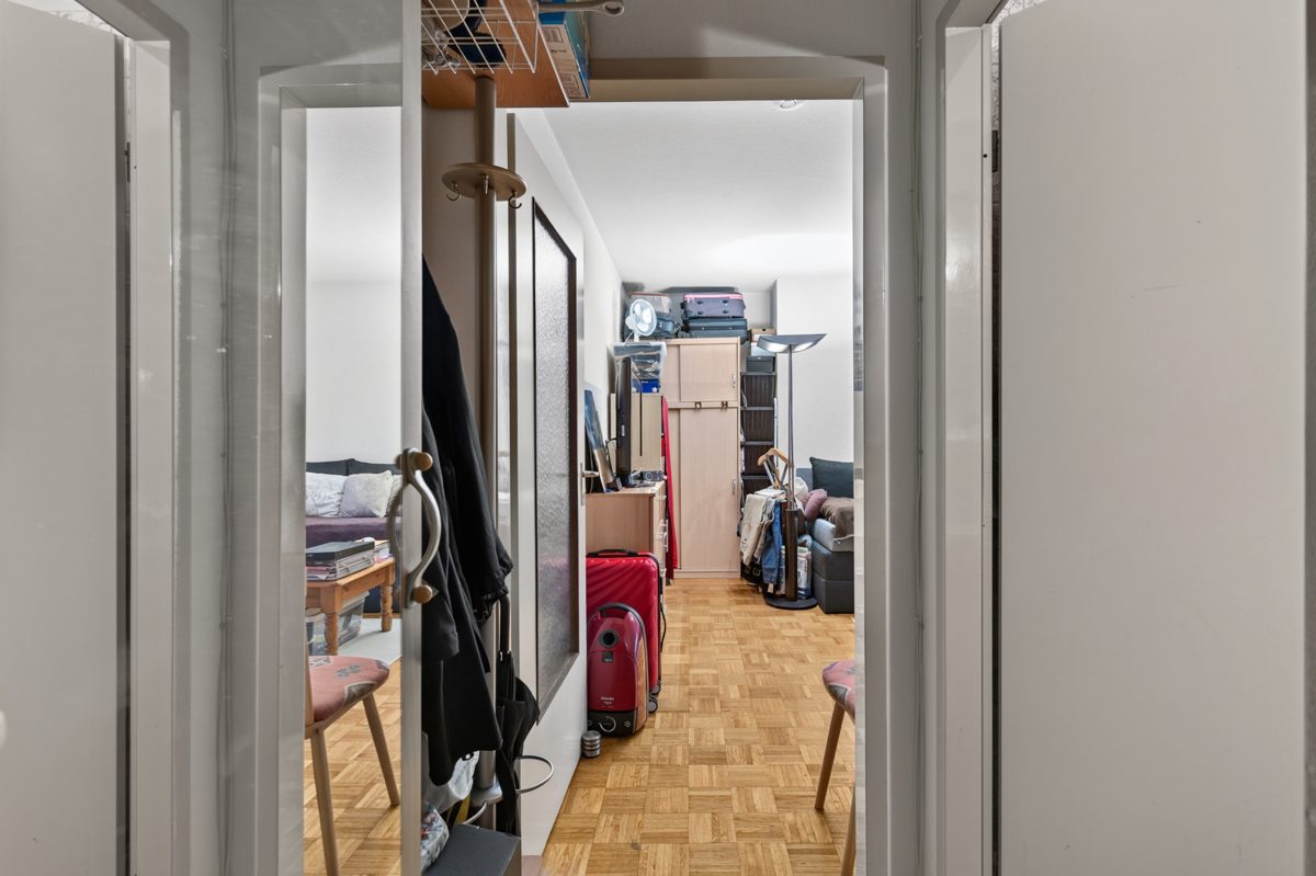 Immobilienangebot - Karlsruhe - Wohnungen - Zentral wohnen in Karlsruhe: 2-Zimmer-Wohnung mit Balkon und Potenzial