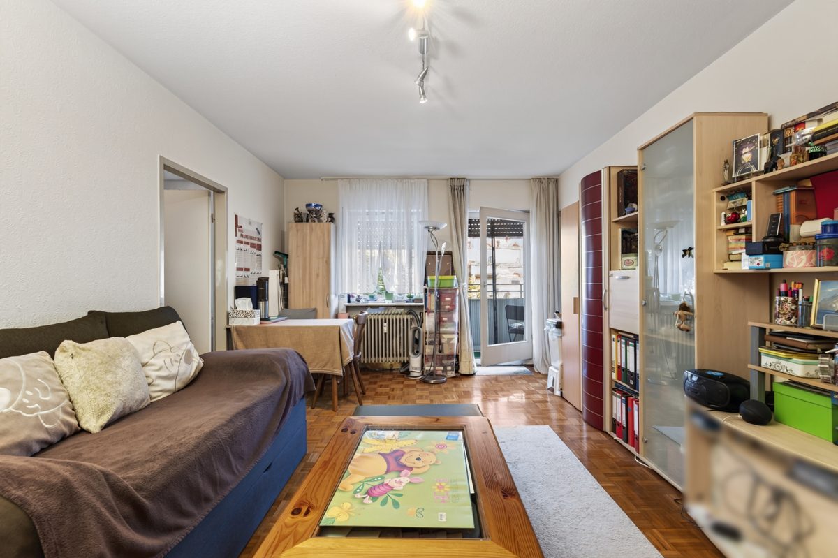 Immobilienangebot - Karlsruhe - Wohnungen - Zentral wohnen in Karlsruhe: 2-Zimmer-Wohnung mit Balkon und Potenzial