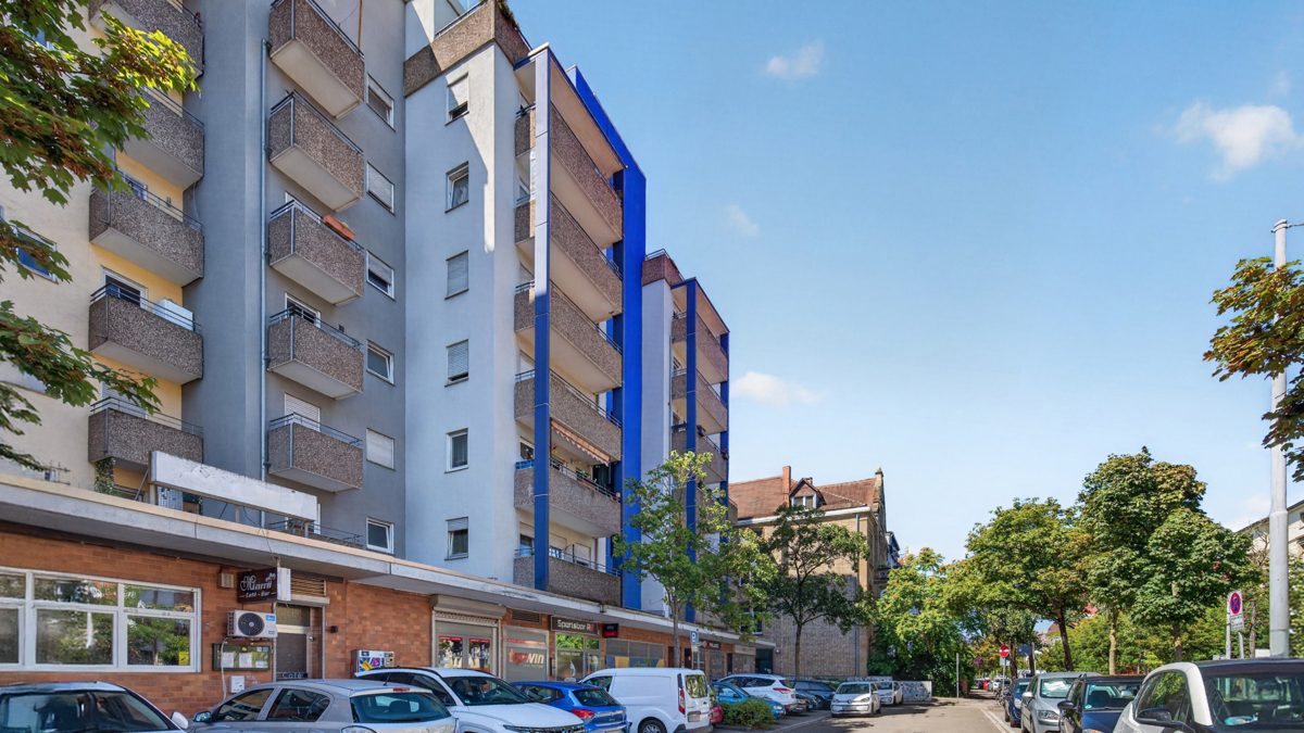 Immobilienangebot - Karlsruhe - Wohnungen - Zentral wohnen in Karlsruhe: 2-Zimmer-Wohnung mit Balkon und Potenzial